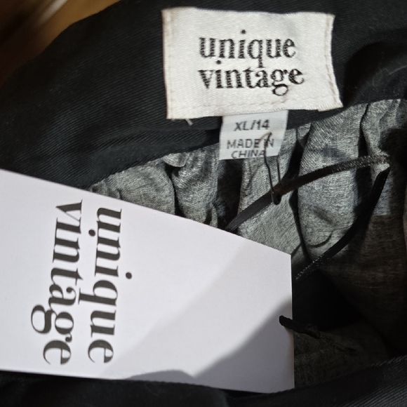 Unique Vintage Black Skirt with Festive Ornament Design NWT Size XL - Picture 2 of 2